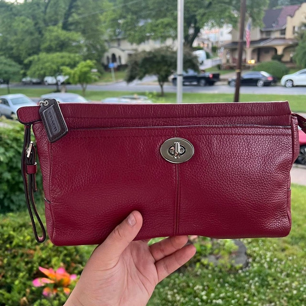 y2k 2000s Coach Red Leather Clutch / Wristlet